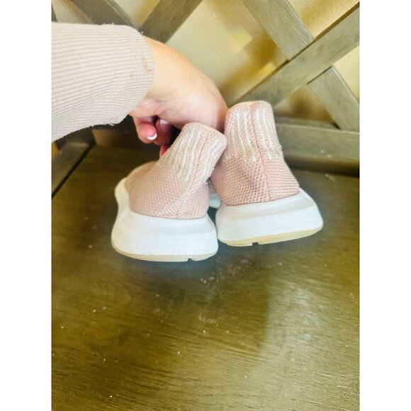 Women’s adidas swift run sneakers size 7 - Picture 4 of 5